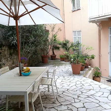 Apartman 16 Avenue Marechal Gallieni *
